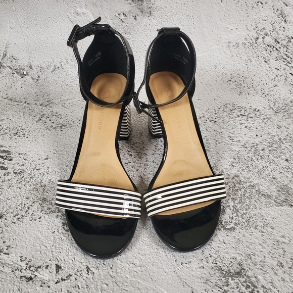 Chinese Laundry Judy Block Heel Sandals Black and White Striped Size 7.5 EUC - Picture 9 of 10